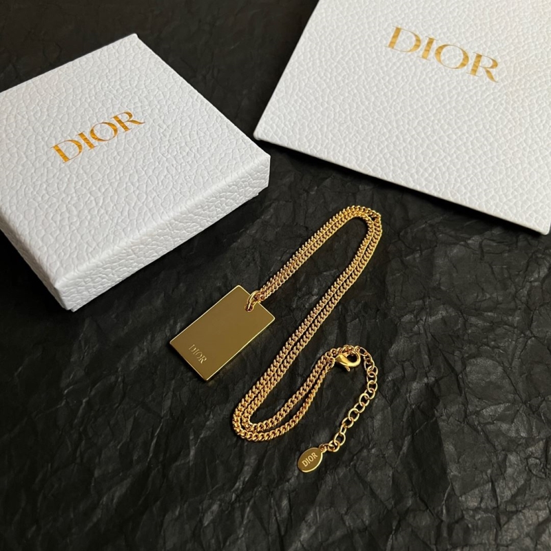 chr1st1an D10r necklaces